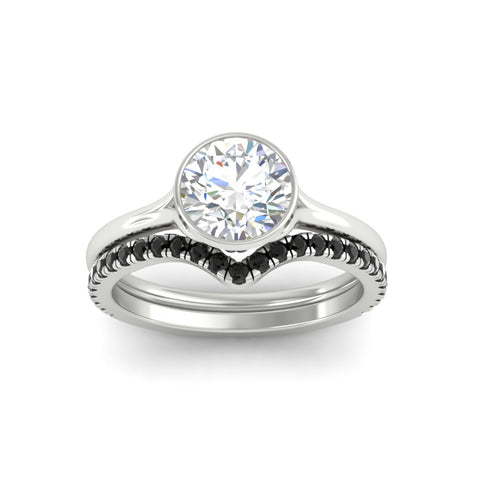 round-cut-bezel-solitaire-ring-with-black-diamond-band-in-white-gold-FD11229ROGBLACKANGLE5-NL-WG_c614e01f-ea1c-40b6-b1c2-1500dc4db061.jpg?v=1758702964