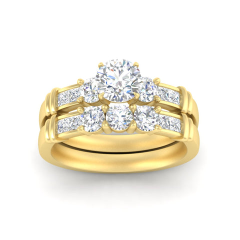 round-cut-bridal-ring-set-with-princess-channel-accents-in-yellow-gold-fdens286roangle5-nl-yg.jpg