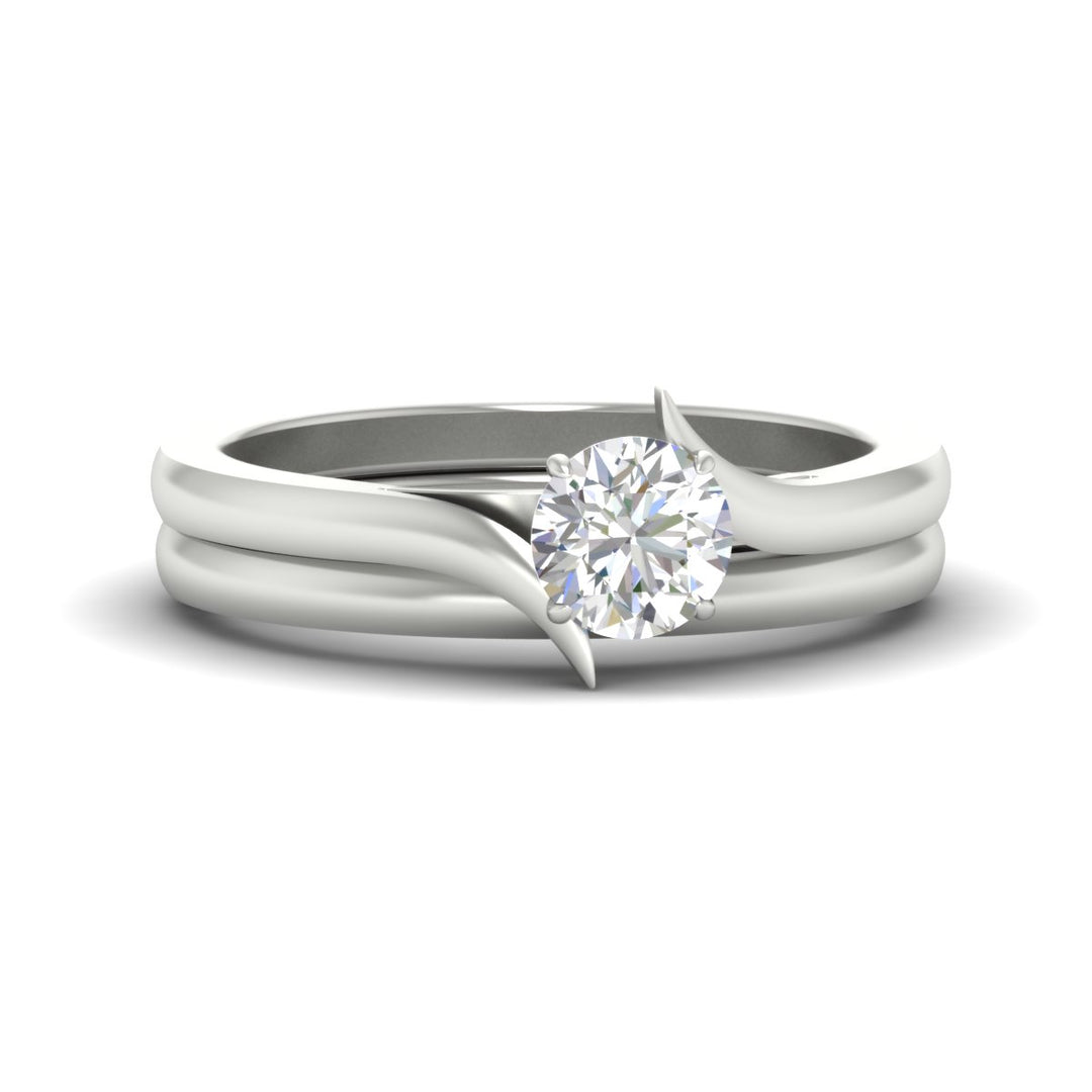 round-cut-diamond-serenity-solitaire-wedding-set-in-white-gold-fdens1020rosleep-nl-wg?v=1764307635