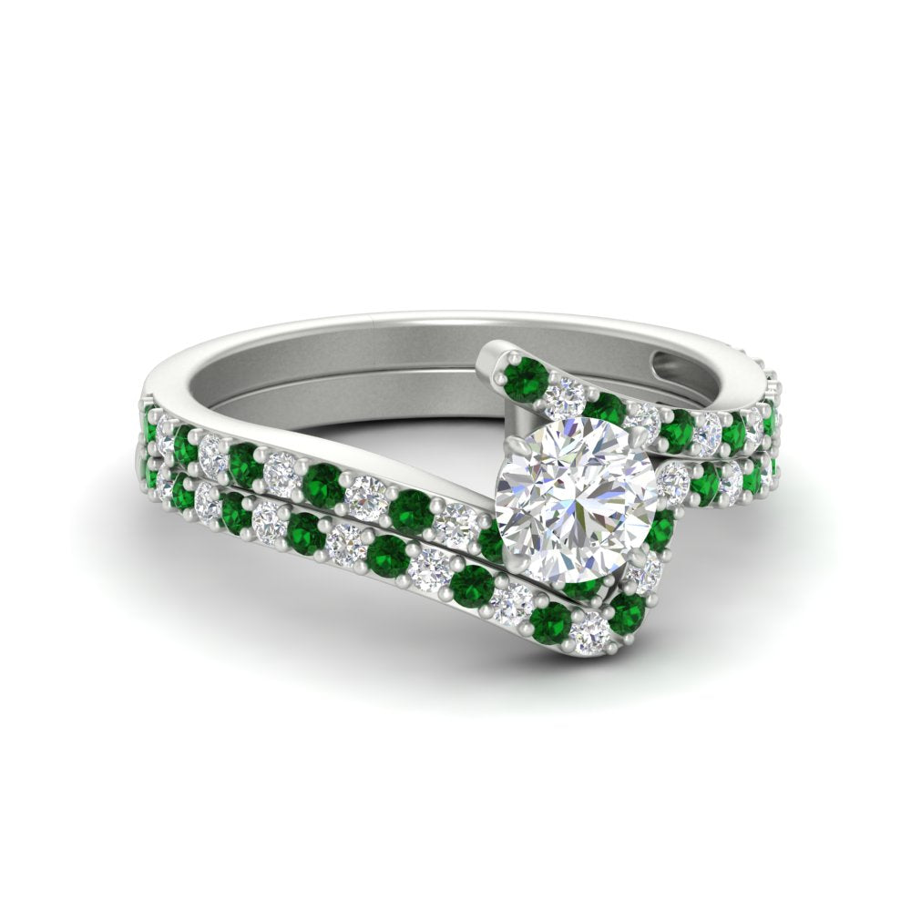 round-cut-diamond-wedding-ring-set-with-emerald-in-FDENS3007ROGEMGR-NL-WG