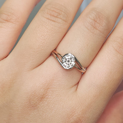 round-cut-lab-diamond-solitaire-ring-in-14k-rose-gold-FDENS2204TROR_4