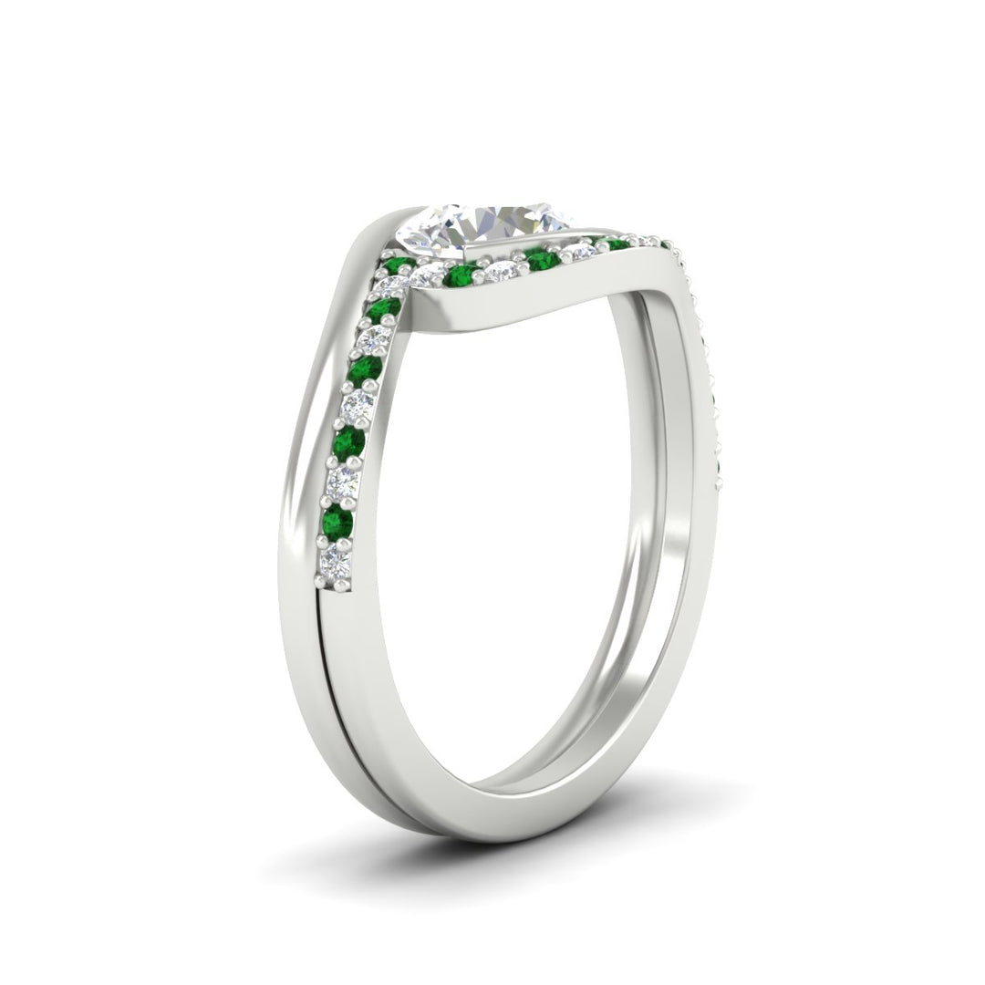 round-cut-swirl-emerald-wedding-band-set-in-white-gold-fdens7806rogemgrangle2-nl-wg.jpg?v=1759906353