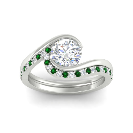 round-cut-swirl-emerald-wedding-band-set-in-white-gold-fdens7806rogemgrangle5-nl-wg_96c69d06-5179-470c-b007-30121e6a4115.jpg?v=1759906371