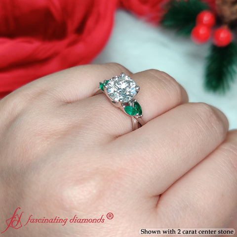 round-cut-willow-diamond-engagement-ring-with-emerald-in-14k-white-gold