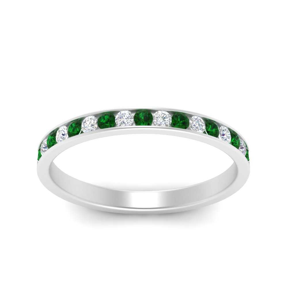 round-diamond-channel-stacking-band-with-emerald-in-white-gold-FD122981BGEMGRANGLE3-NL-WG.jpg