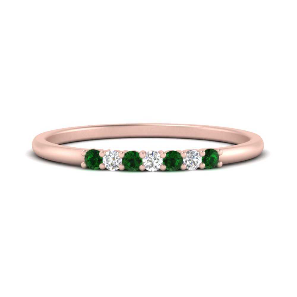 round-diamond-stacking-wedding-band-with-emerald-in-rose-gold-FD122844B2GEMGRANGLE3-NL-RG.jpg