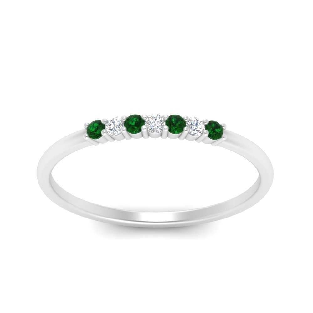 round-diamond-stacking-wedding-band-with-emerald-in-white-gold-FD122844B2GEMGRANGLE3-NL-WG.jpg