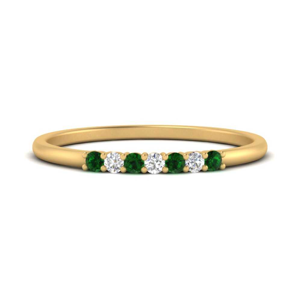 round-diamond-stacking-wedding-band-with-emerald-in-yellow-gold-FD122844B2GEMGRANGLE3-NL-YG.jpg