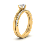 Load image into Gallery viewer, round-solitaire-engagement-ring-with-diamond-band-in-FD9334ROANGLE3-NL-YG-B1
