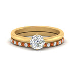 Load image into Gallery viewer, round-solitaire-engagement-ring-with-orange-sapphire-band-in-FD9334ROGSAORANGLE3-NL-YG-B1

