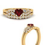 Load image into Gallery viewer, ruby-heart-cluster-diamond-wedding-ring-set-in-yellow-gold-FDENS3110HTGRUDR-NL-YG.jpg
