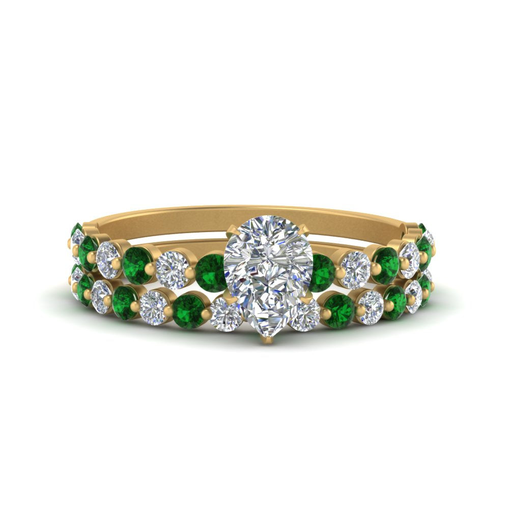 shared-prong-pear-engagement-and-wedding-ring-set-with-emerald-in-FDENS3023PEGEMGR-NL-YG