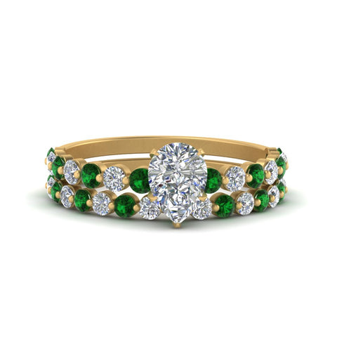 shared-prong-pear-engagement-and-wedding-ring-set-with-emerald-in-FDENS3023PEGEMGR-NL-YG