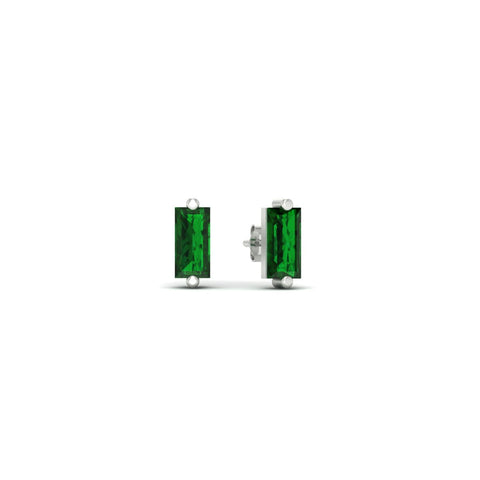 single-baguette-stud-emerald-earring-in-white-gold-fdear11011gemgrangle1-nl-wg.jpg?v=1771394802