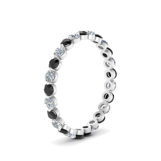 0.75 Ct Round Cut Common Prong Diamond Eternity Band