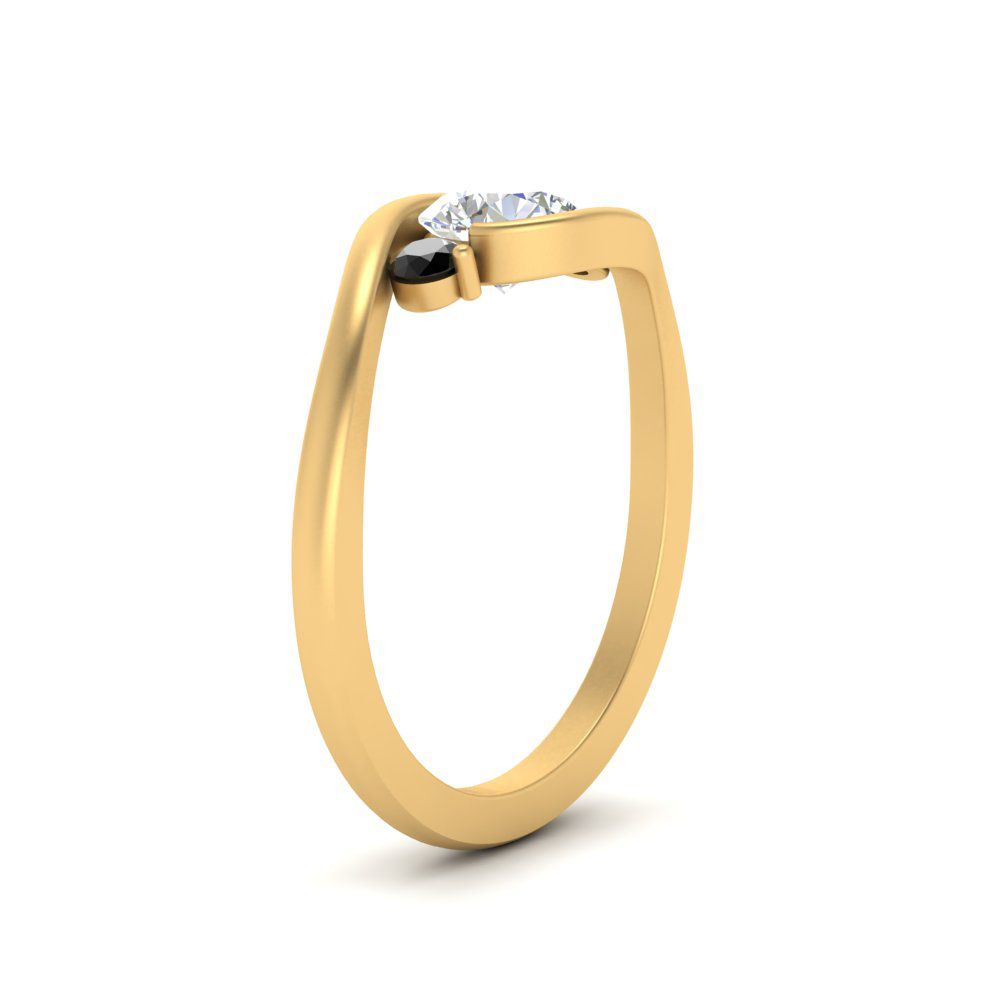 Swirl Bypass 3 Stone Ring