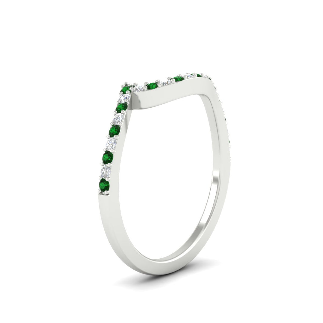 swirl-pave-emerald-wedding-band-in-white-gold-fdens7806ovbgemgrangle2-nl-wg.jpg?v=1759992381