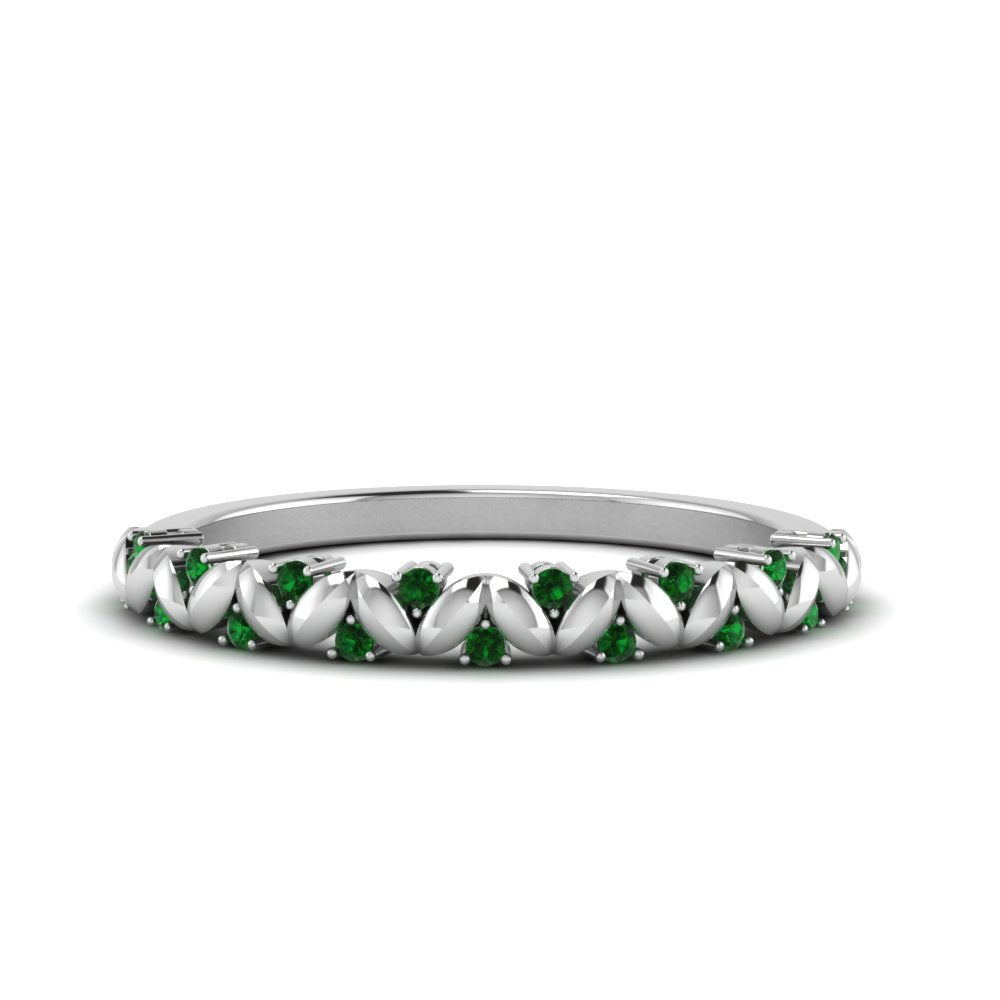 thin-emerald-vintage-wedding-band-in-white-gold-FD123703BGEMGR-NL-WG-GS
