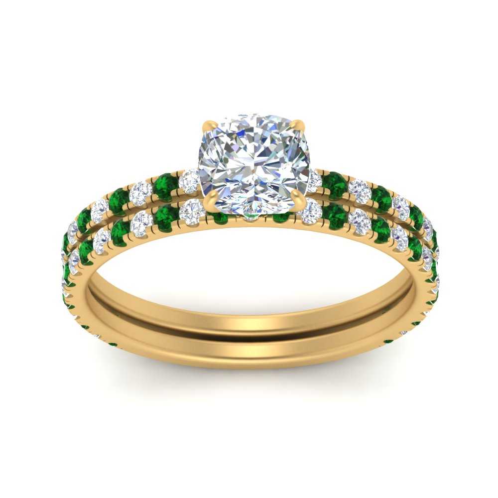 three-quarter-cushion-cut-diamond-gallery-bridal-ring-set-with-emerald-in-FD9168CUGEMGRANGLE3-NL-YG