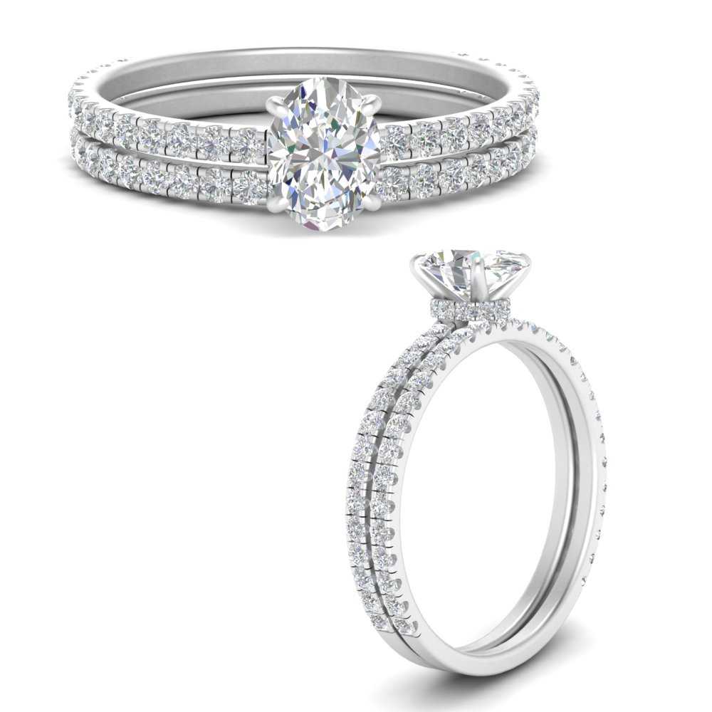 Oval Diamond Three Quarter Gallery Bridal Set