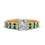 Load image into Gallery viewer, three-quarter-radiant-cut-diamond-gallery-bridal-ring-set-with-emerald-in-FD9168RAGEMGRANGLE3-NL-YG