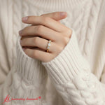 Load image into Gallery viewer, three-stone-baguette-diamond-band-in-yellow-gold-FDENS100B
