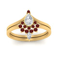 Thumbnail 84 - tiara-pear-bezel-ruby-wedding-ring-set-in-yellow-gold-FD1046PEGRUDRANGLE5-NL-YG?v=1761911422
