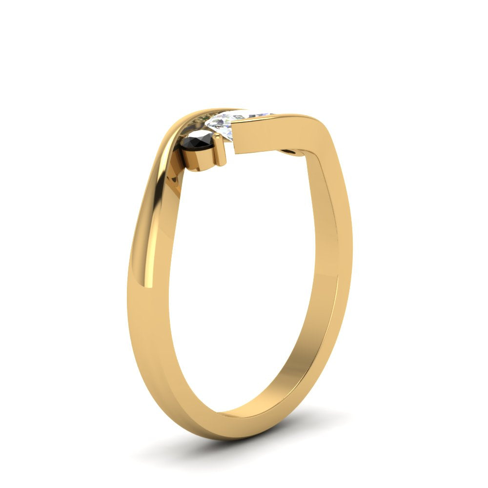 Twist 3 Stone Engagement Ring