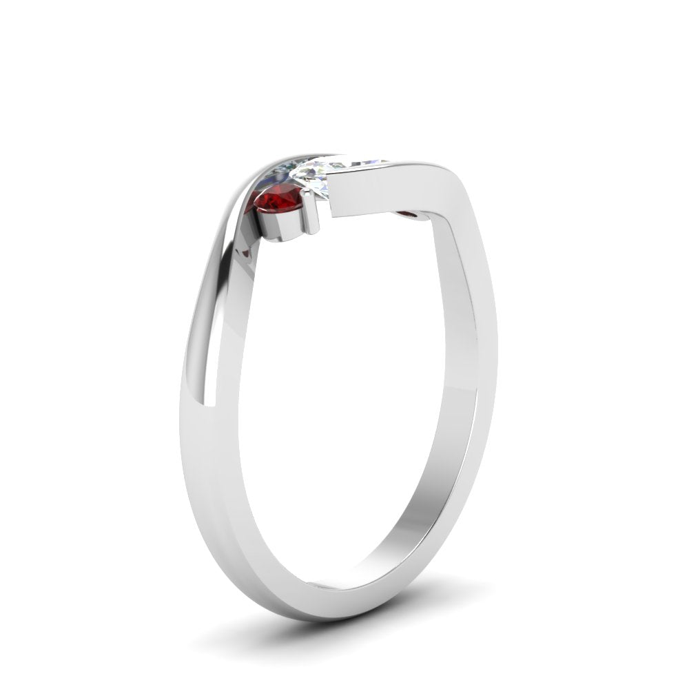 Twist 3 Stone Engagement Ring
