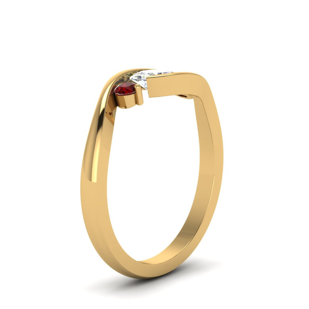 Twist 3 Stone Engagement Ring