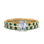 Load image into Gallery viewer, underhalo-eternity-emerald-cut-diamond-wedding-band-set-with-emerald-in-FD9168EMGEMGRANGLE3-NL-YG
