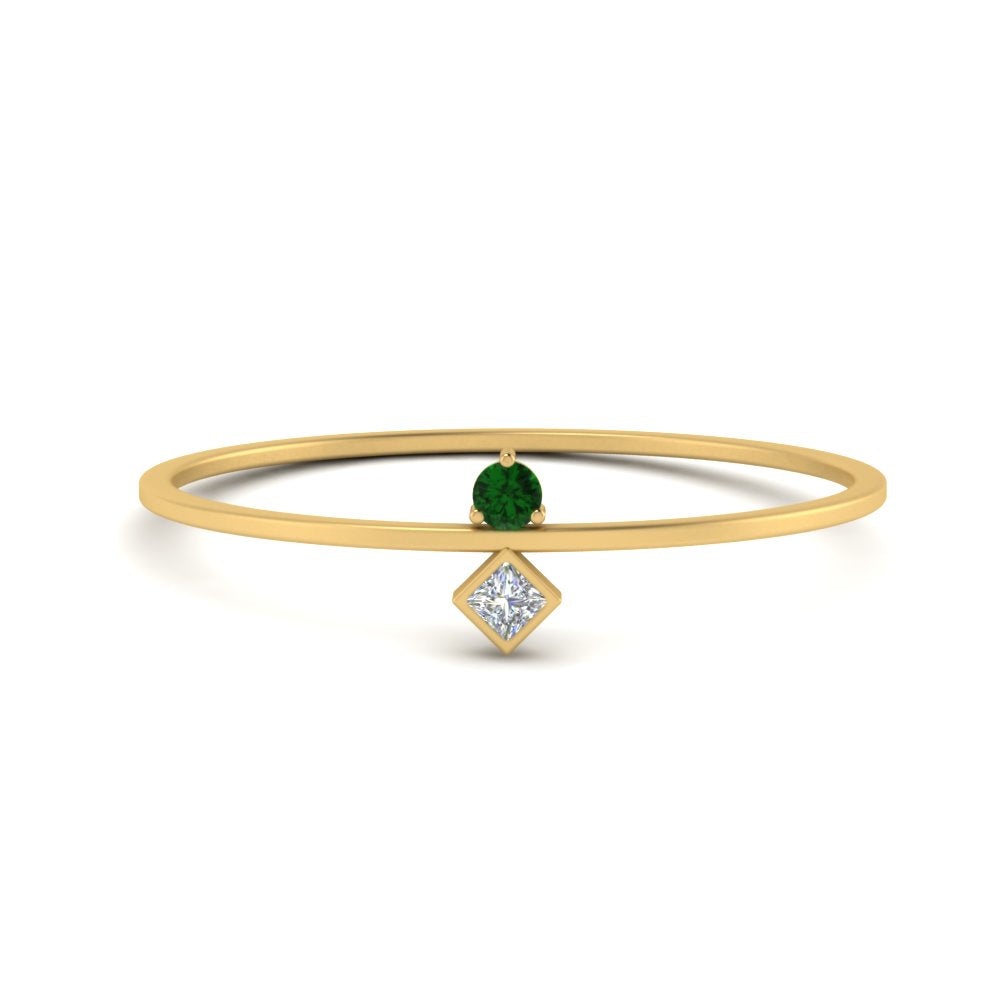 vertical-emerald-round-and-princess-stacking-ring-in-yellow-gold-FD9397RORGEMGR-NL-YG.jpg