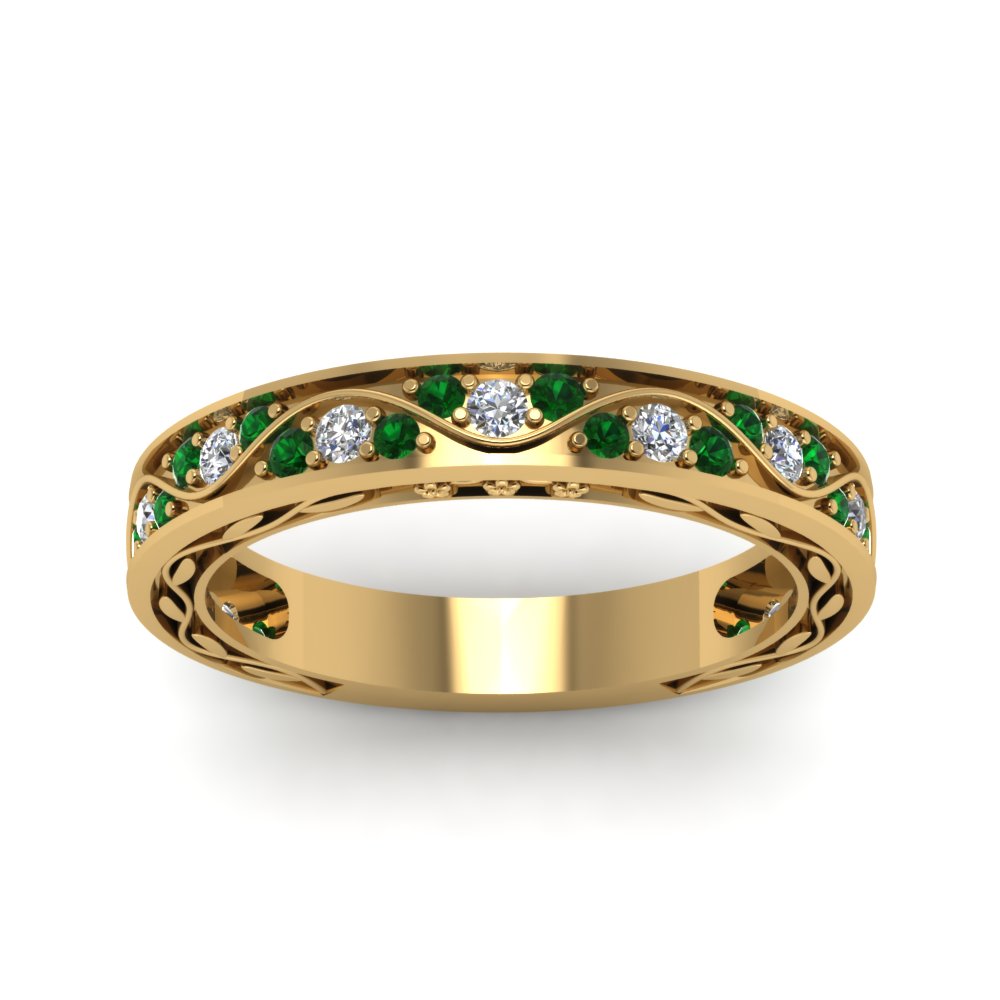vintage-looking-pave-diamond-wedding-ring-for-women-with-emerald-in-yellow-gold-FDENS3543BGEMGRANGLE5-NL-YG