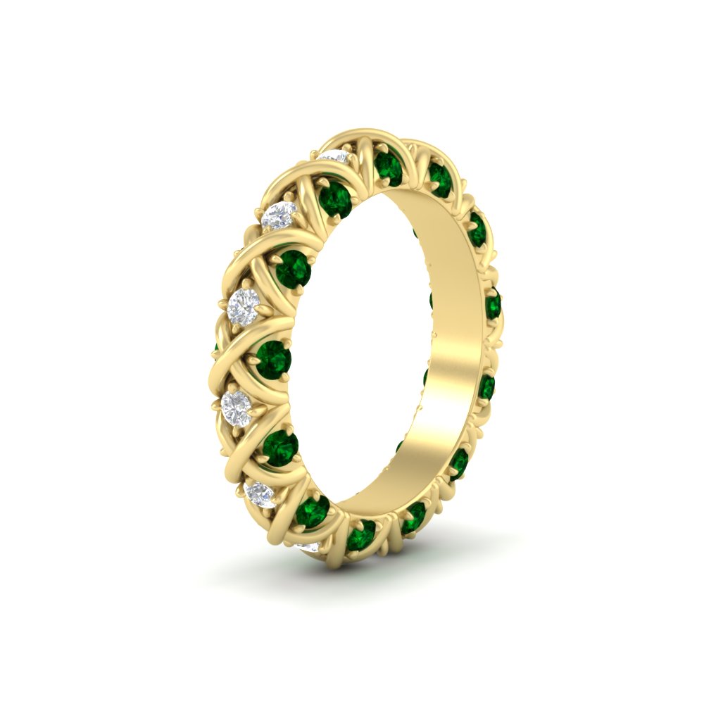 xoxo-eternity-diamond-wedding-band-with-emerald-in-yellow-gold-FD11380BGEMGRANGLE2-NL-YG